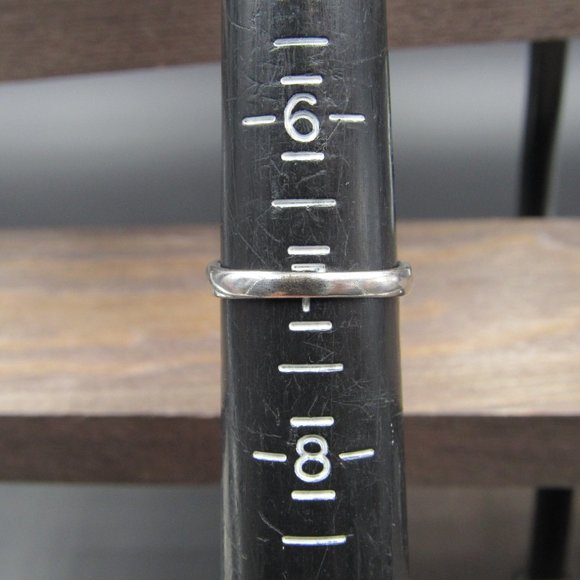 Size 7 Sterling Triple Round Cubic Zirconia Ring - Picture 6 of 8